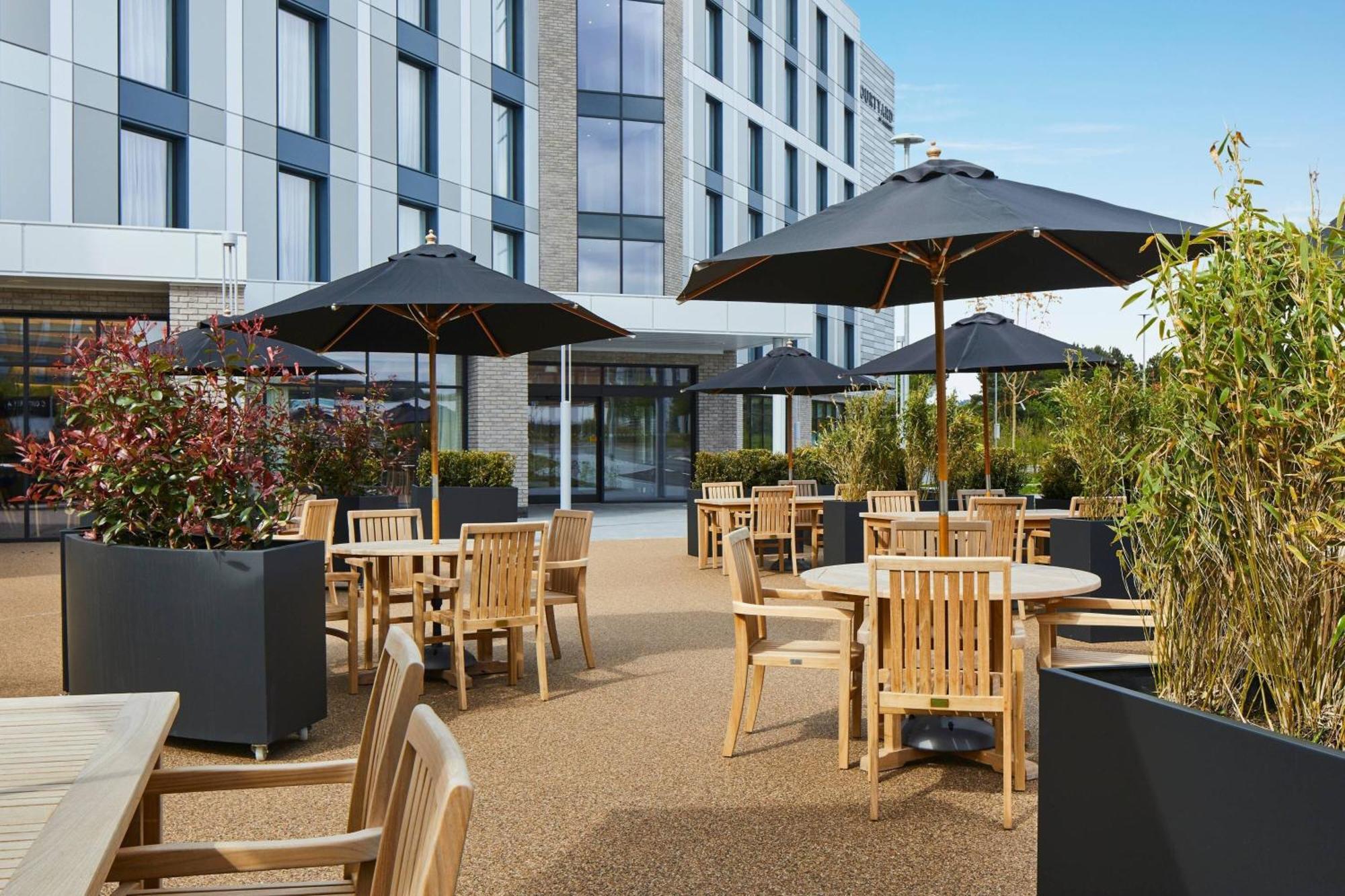Courtyard By Marriott Stoke On Trent Staffordshire Hotel Exterior photo