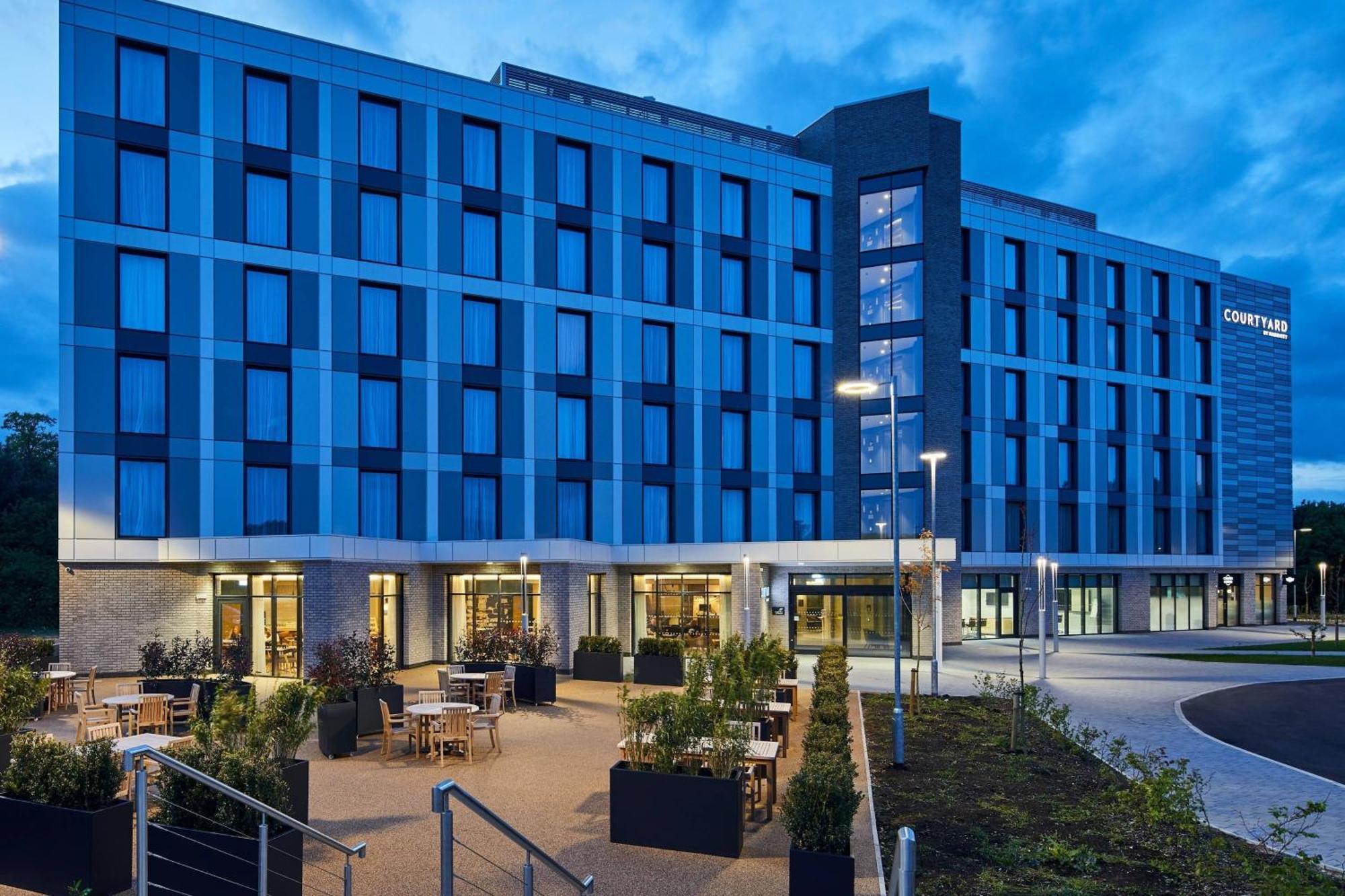 Courtyard By Marriott Stoke On Trent Staffordshire Hotel Exterior photo