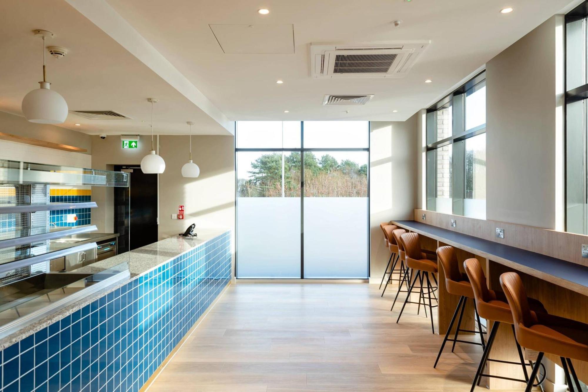 Courtyard By Marriott Stoke On Trent Staffordshire Hotel Exterior photo